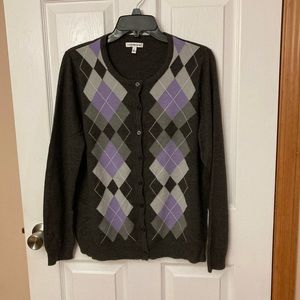 Croft & Barrow button down ladies sweater (large)